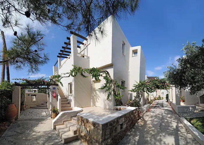 Cheap hotel: Ourania Apartments Hotel